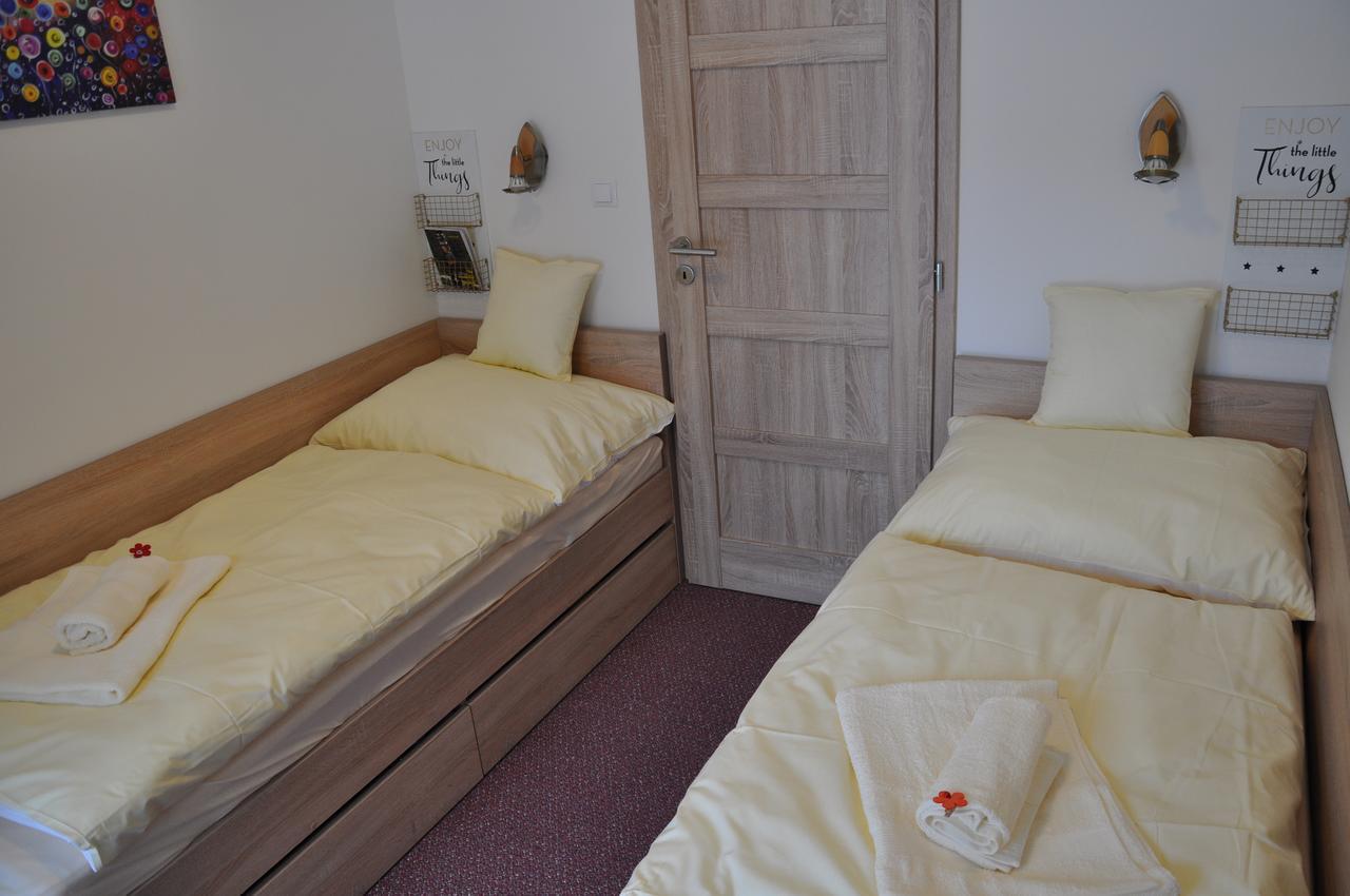 Apartman 14 Lucky Demaenovska Dolina Exterior photo